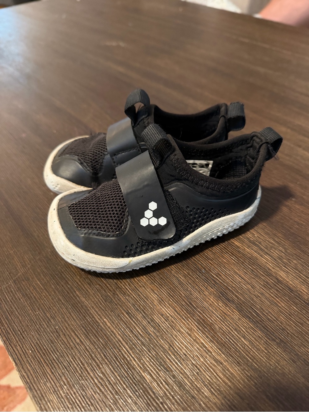 Size 22T Vivo Barefoot Shoes